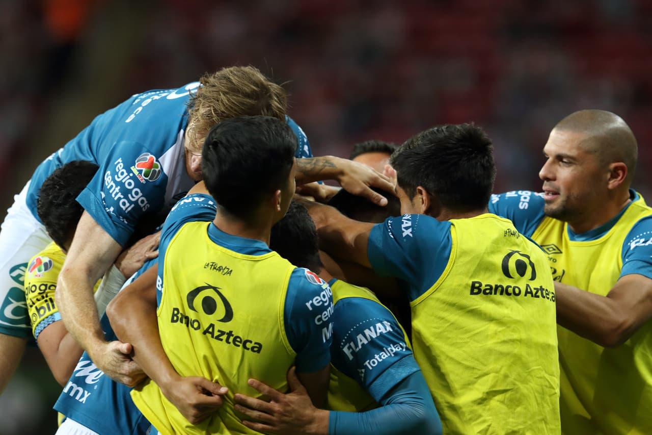 Puebla remontó un 2-0 y sigue líder en el Grita México C22.