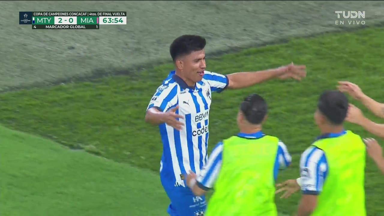 ¡Ya es goleada de Monterrey! Cabezazo de Gallardo para el 3-0