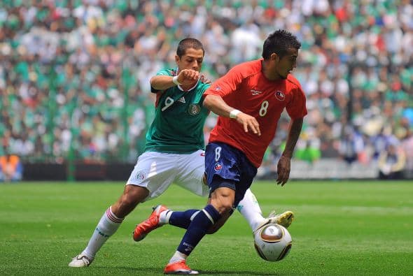 Previo a la Copa del Mundo de Sudáfrica 2010 México se despidió de su afición con una victoria en juego amistoso ante Chile en el estadio Azteca, En esta ocasión los mexicanos derrotaron 1-0 a los andinos.