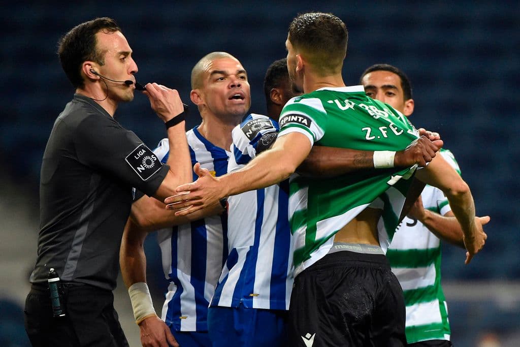Porto y Sporting no se hacen daño en la cima de la Primeira Liga | En duelo de líderes, los de Lisboa mantienen la diferencia de 10 unidades sobre el conjunto del mexicano.