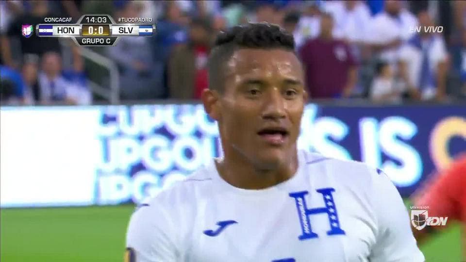 Tiro de esquina para Honduras