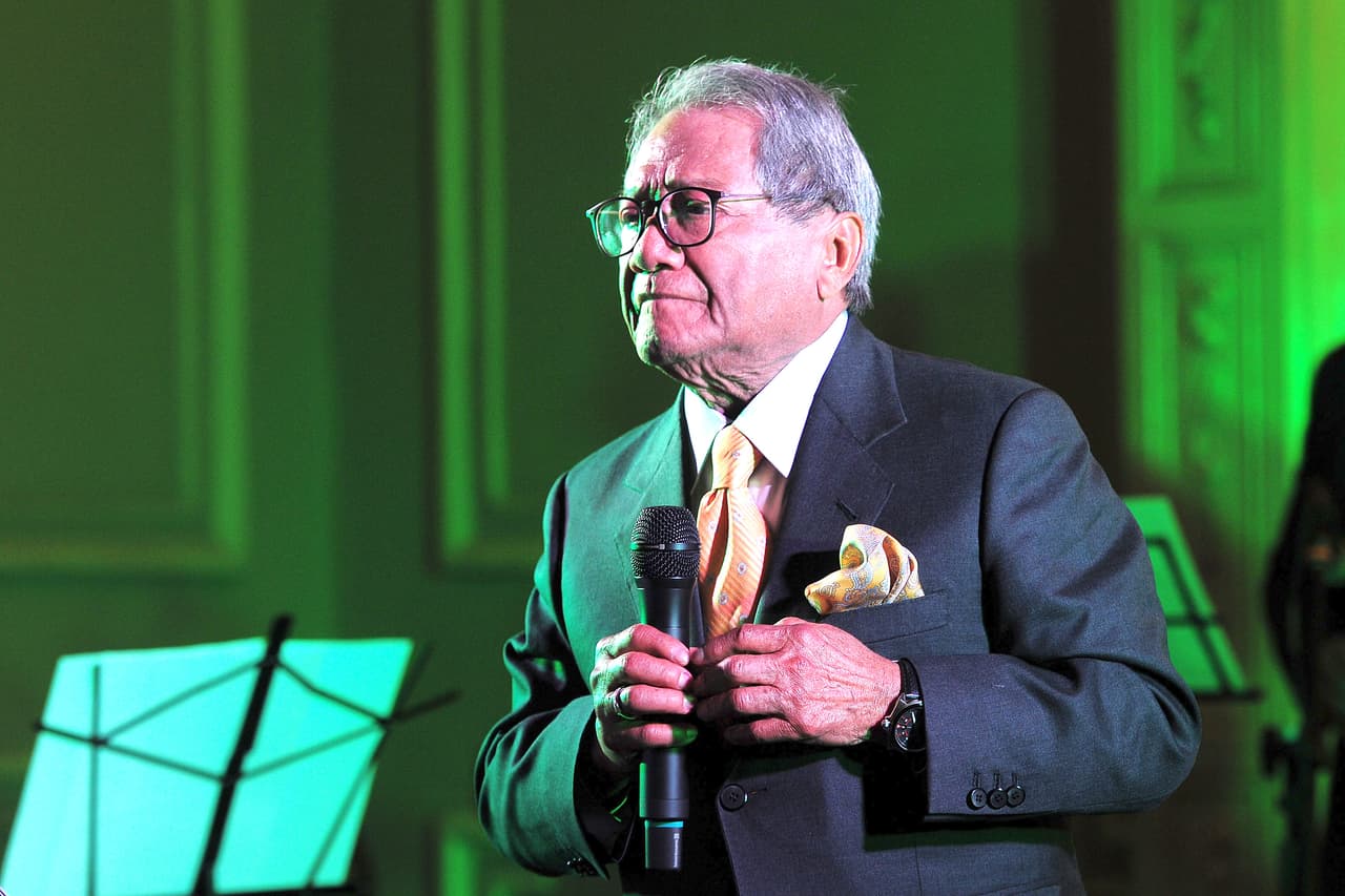 Fue uno de los compositores más prolíficos de las últimas décadas.