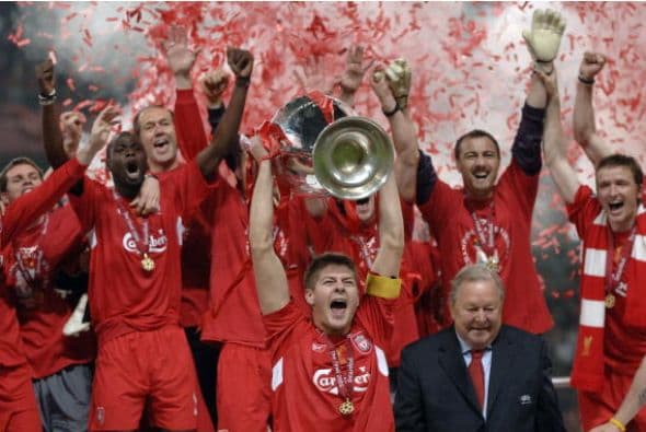 STEVEN GERRARD | El legendario jugador del Liverpool levantó la orejona en la temporada 2004-05 y se unirá al LA Galaxy a partir del próximo mes.