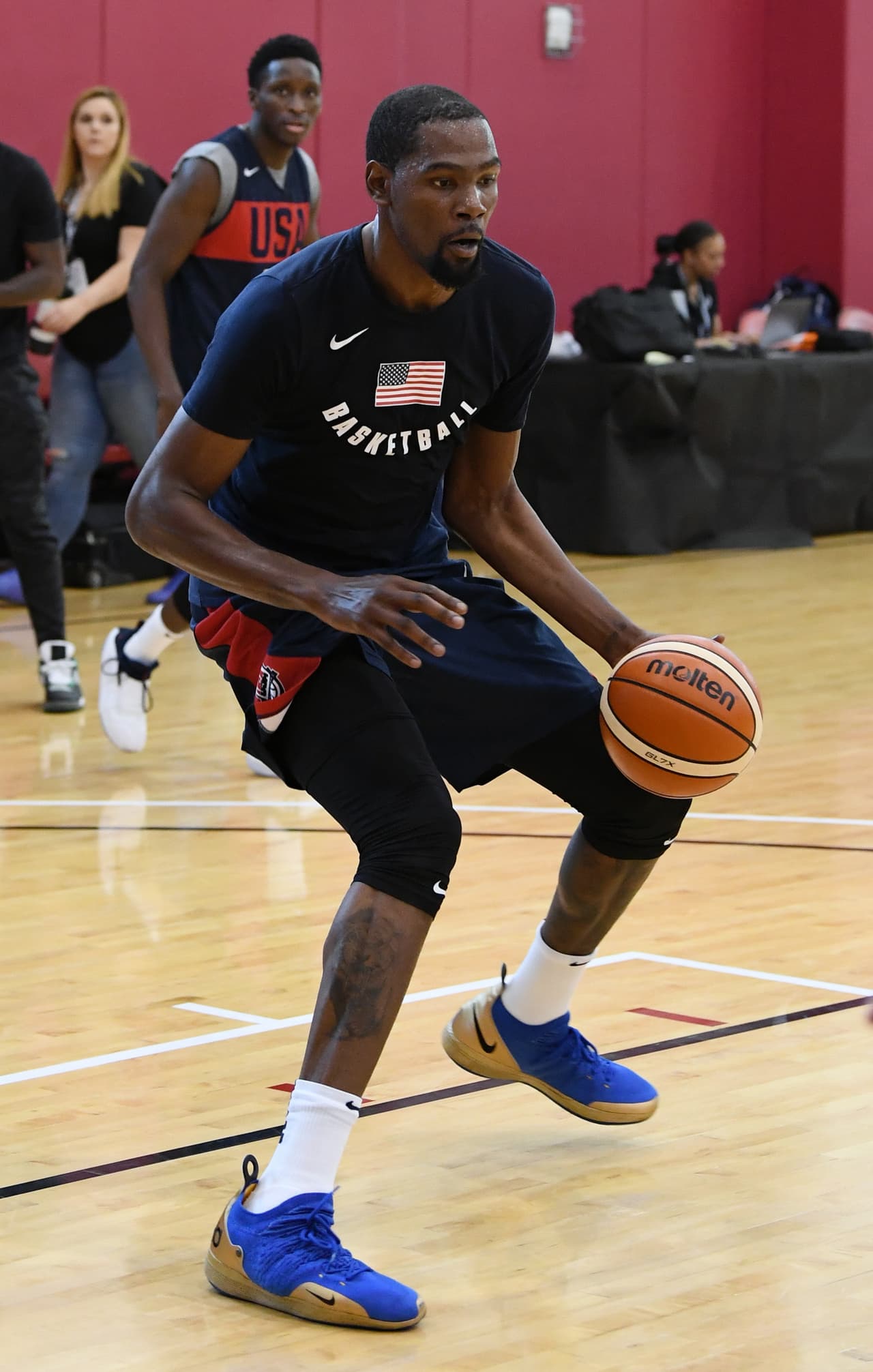 Quien también estuvo en esta sesión fue el estelar Kevin Durant, de los Golden State Warriors.