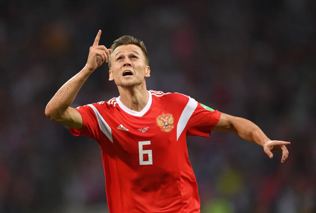 Villarreal, donde milita el mexicano Miguel Layún, considera la venta del carrilero ruso Denis Cheryshev. A pesar de su buen Mundial, el equipo quiere darle salida.