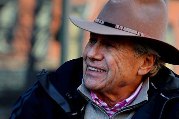 Phil Anschutz - Dueño de Los Angeles Kings, L.A. Galaxy y Houston Dynamo de la MLS, así como del Staples Center, es el tercer propietario más rico con un patrimonio neto de $ 11.8 mil millones.