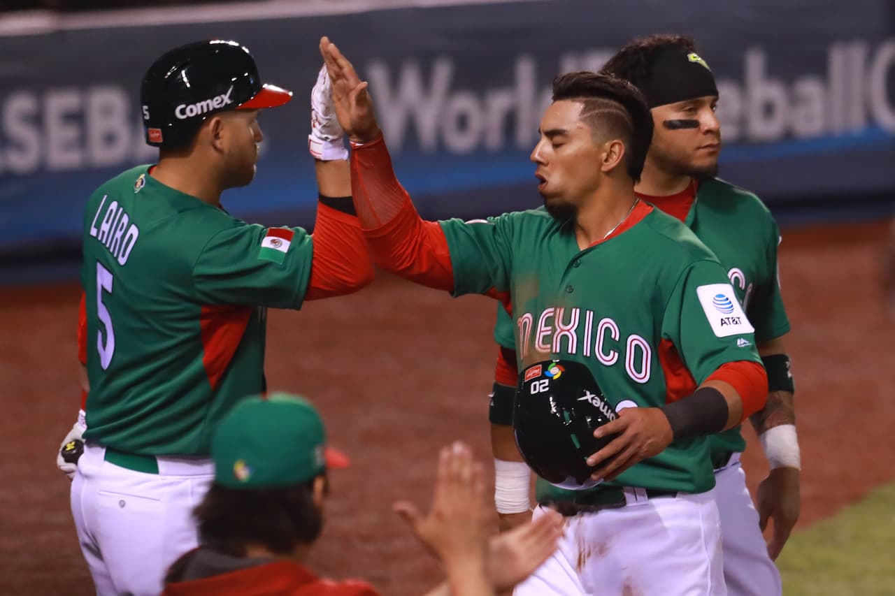 México comenzó con la confianza del caso, desplegando su talento y arriba en el marcador.