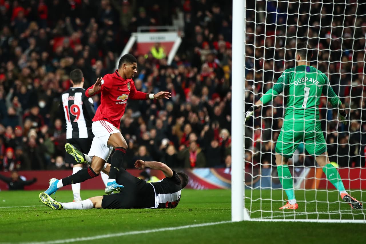 Anthony Martial (24’ y 51’), Greenwood (36’) y Marcus Rashford (41’) marcaron los goles en el triunfo del United que gana y se aproxima a competiciones europeas.