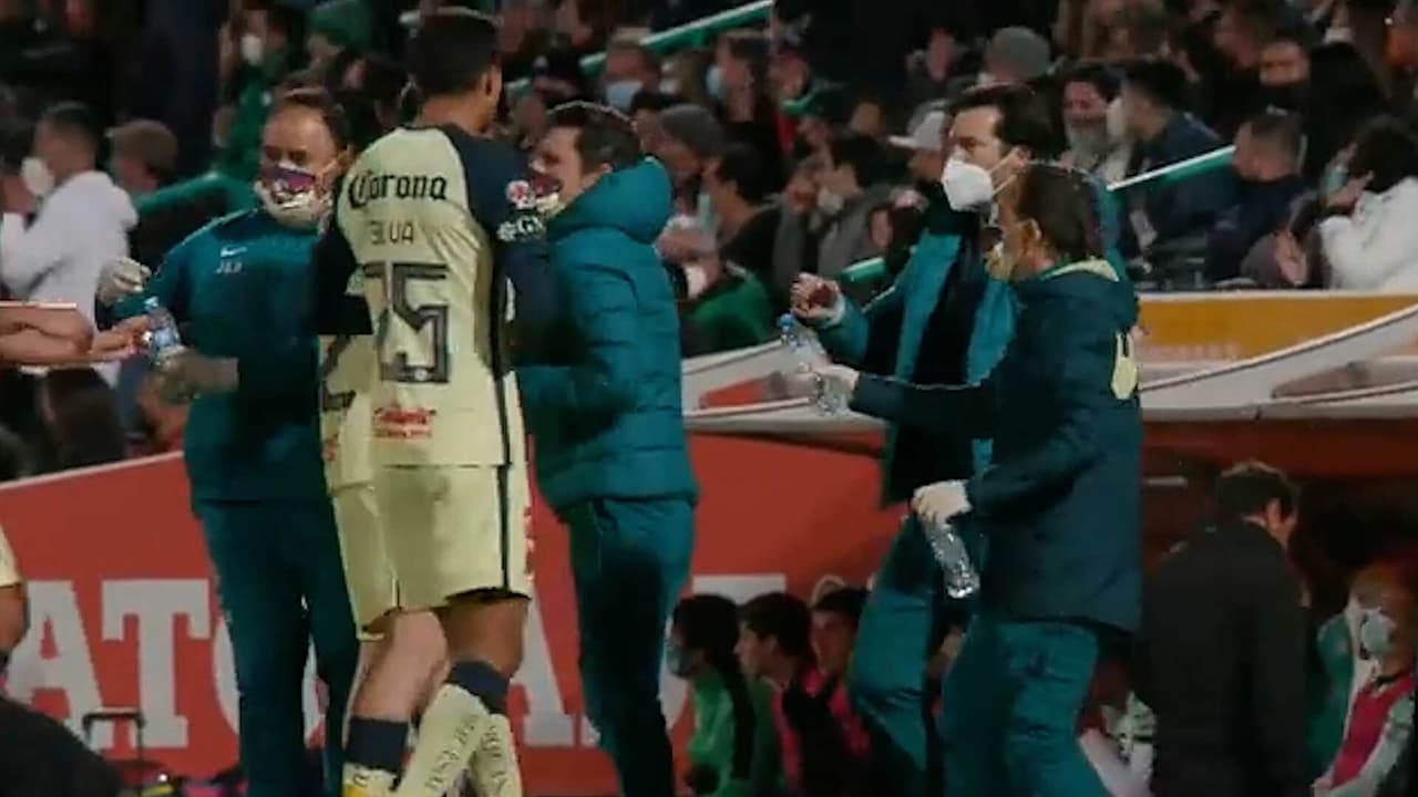 Reclama Jorge Meré a banca del América tras el gol de Santos