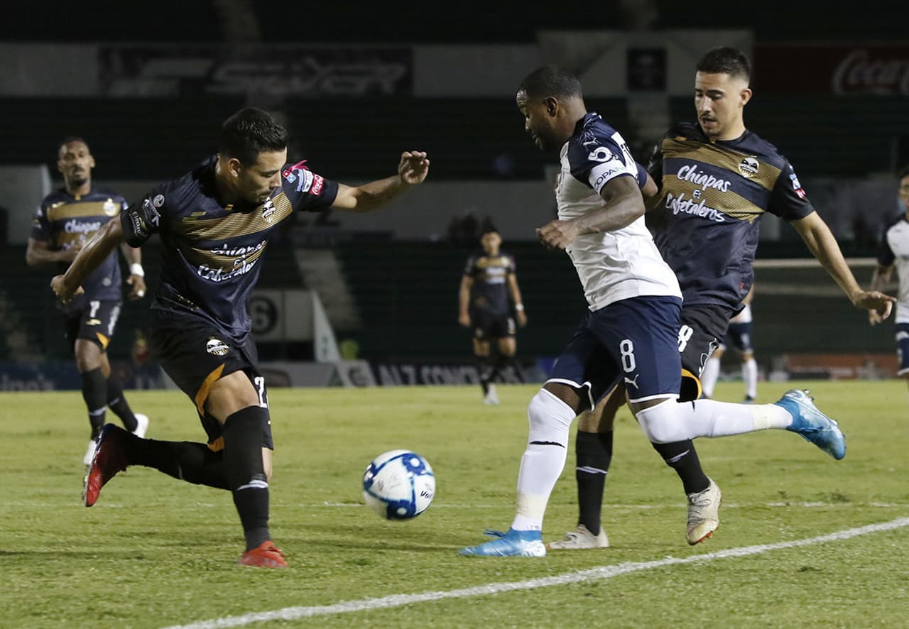 Con goles de Leonel Vangioni y César Montes el Monterrey remonta y se lleva los tres puntos de visita.