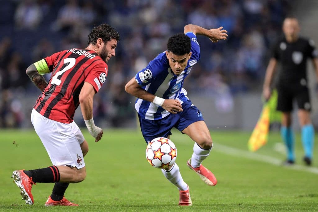 Ajax pasa por encima del Borussia Dortmund y golean 4-0, Inter no quiere tener la misma suerte que el Madrid y vencen 3-1 al Sheriff y el Porto continúa en la pelea por su pase a los octavos de final luego de vencer por lo mínima (1-0) al Milan.