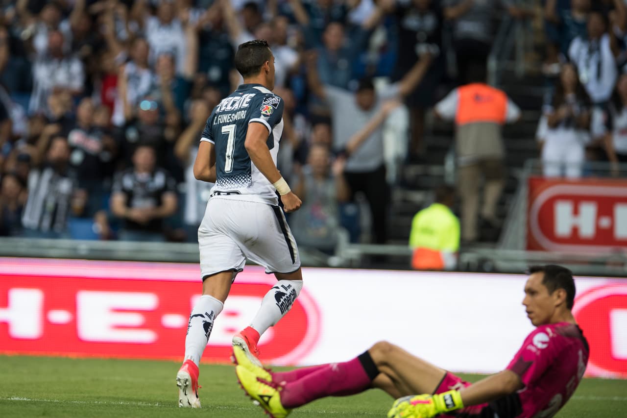 Funes Mori hizo el 2-1 aprovechando un servicio tipo diagonal de la muerte batiendo a Rodolfo Cota.