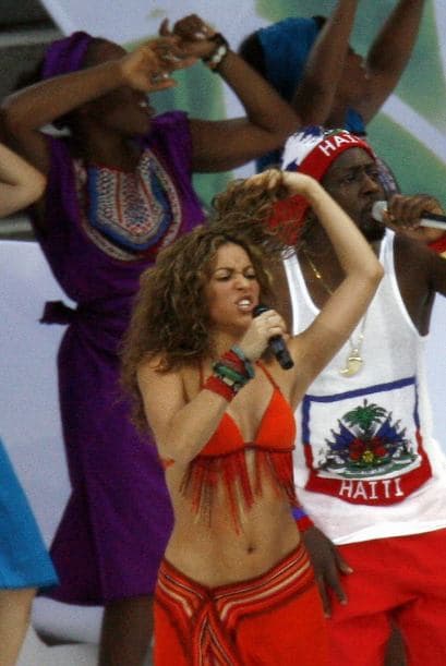 Hizo una gran mancuerna con el rapero rapero Wyclef Jean.Mira aquí los videos más chismosos.