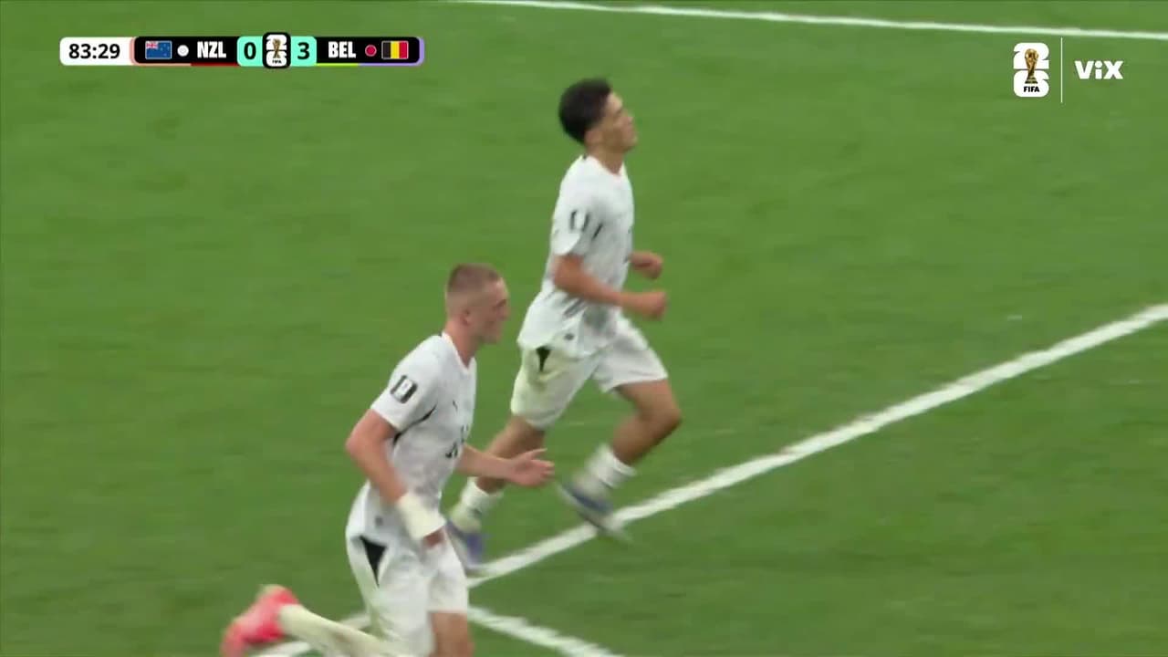 ¡El de la honra! Elijah Just pone a soñar a Nueva Zelanda con la remontada
