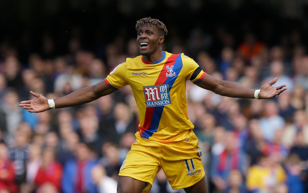 El joven Wilfried Zaha, del Crystal Palace, iría al Tottenham Hotspur a partir de la próxima temporada.