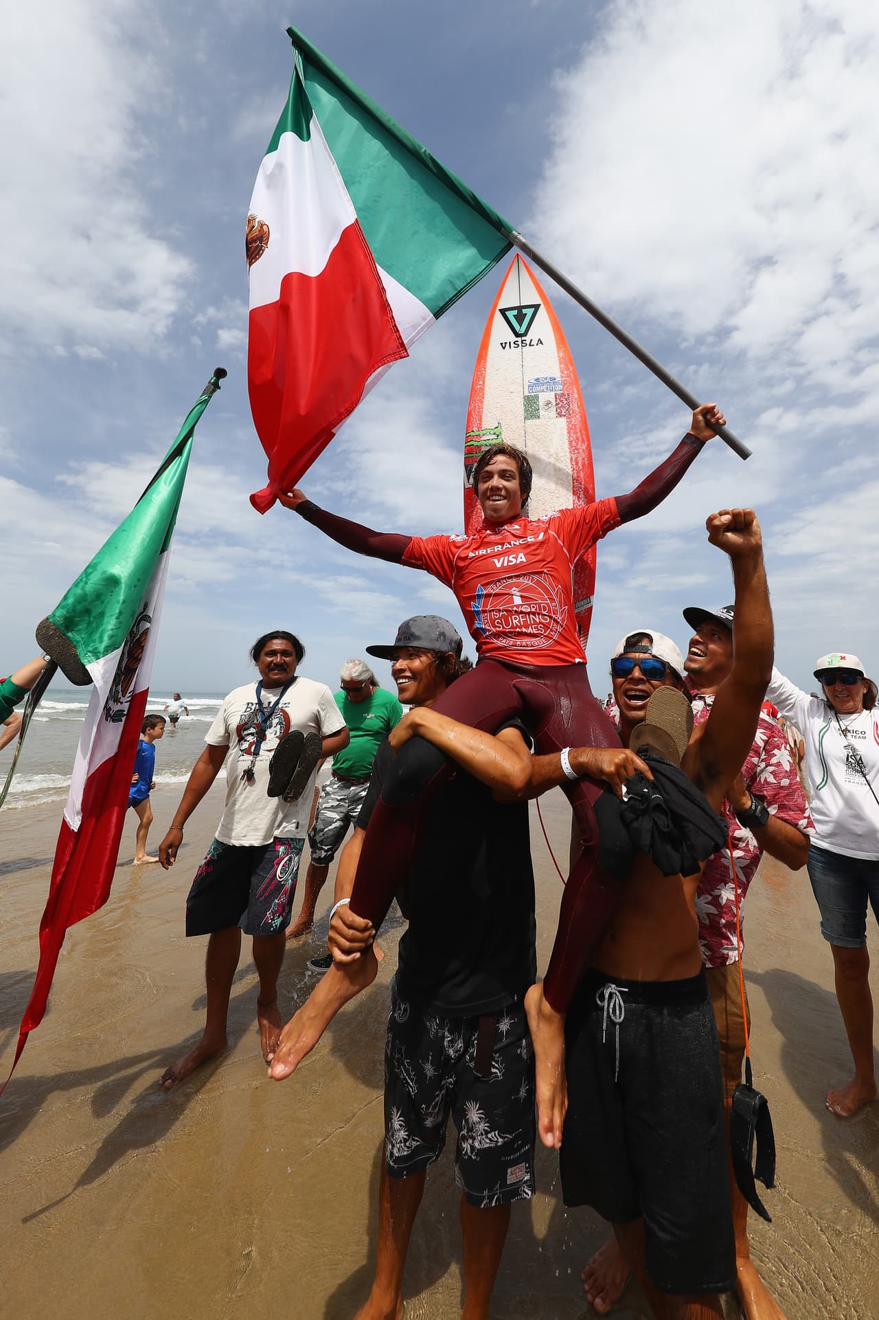 Recordemos que el surf, junto a la escalada, karate, skateboard y el béisbol se integran al programa olímpico a partir de Tokio 2020.