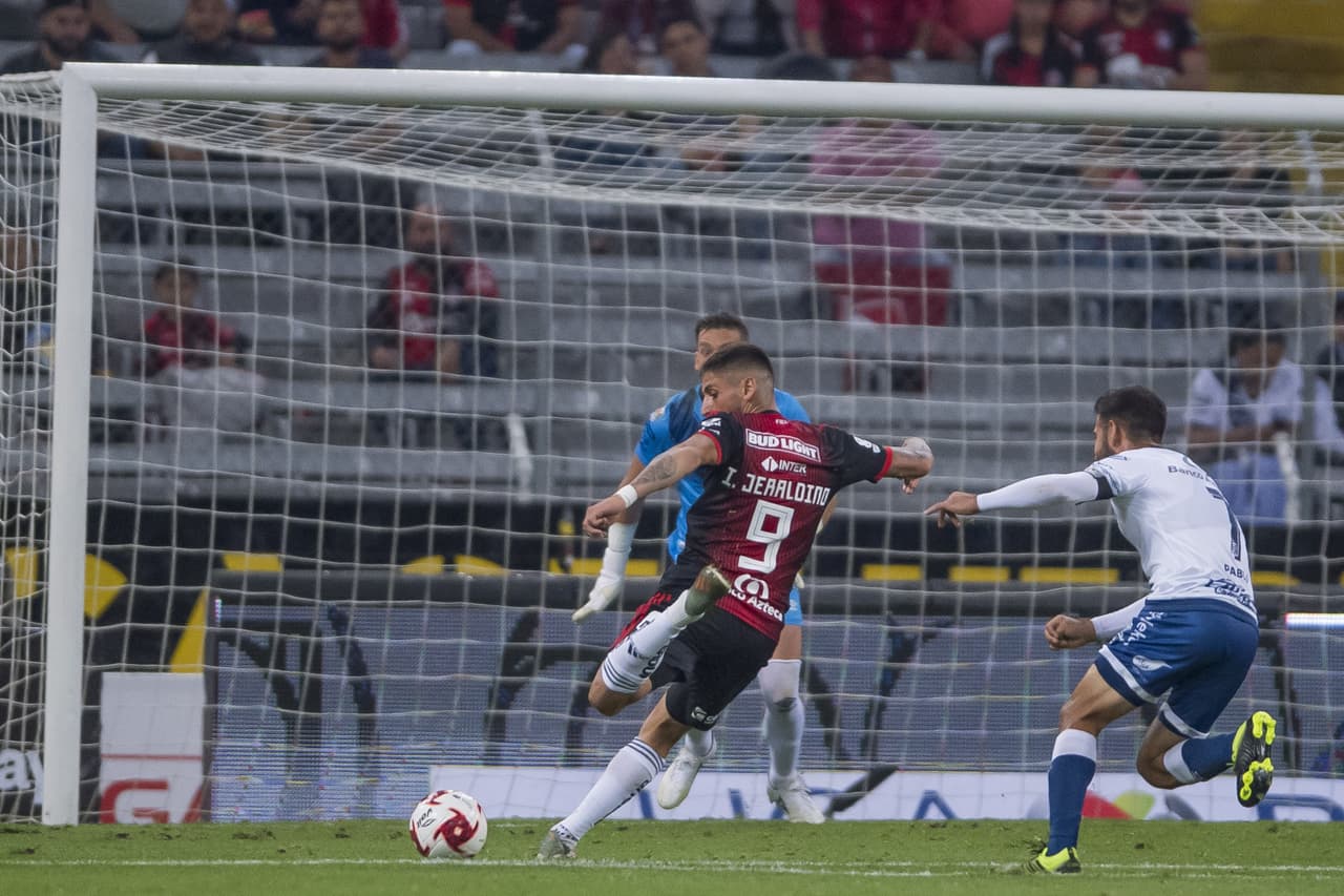 Con solitario gol de Crsitian Menendez , Puebla consigue los tres puntos en su debut en el Clausura 2020.