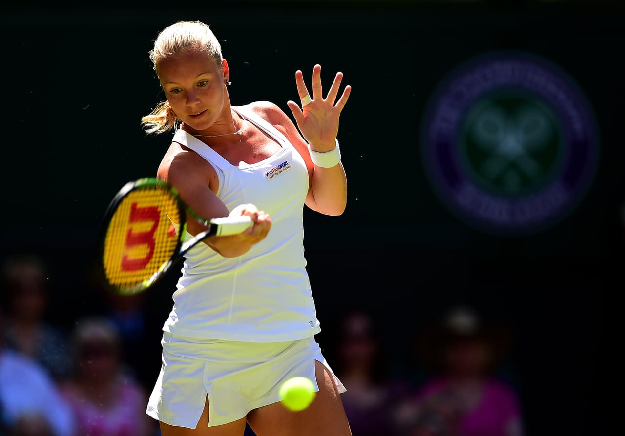 Dentro de las mujeres, la rusa Ekaterina Makarova (8), la polaca Agnieszka Radwanska (13), la suiza Timea Bacsinszky (15),la ucraniana Elina Svitolina (17) y la alemana Sabine Lisicki (18) avanzaron a la segunda ronda.