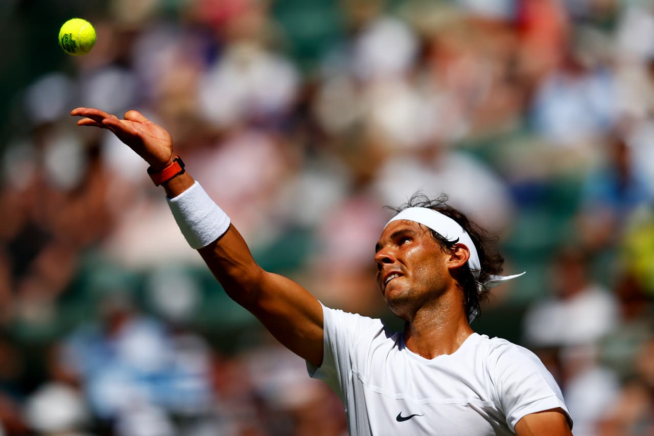 Roger Federer, Rafael Nadal y Andy Murray, integrantes del club de campeones del Grand Slam en césped avanzaron con victorias solventadas en sets corridos.