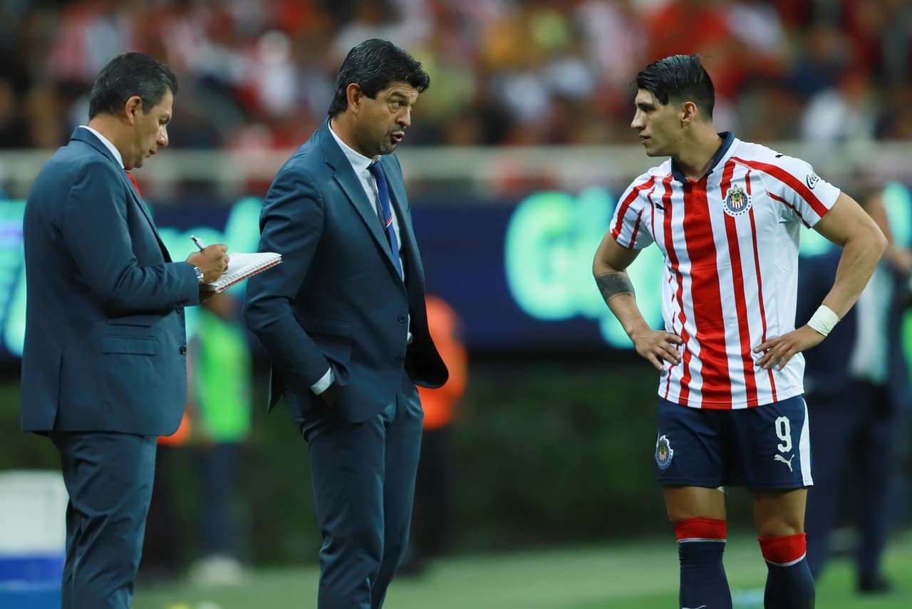 <b>7. </b>La racha sin gol. Fueron 404 minutos sin gol en el 
<a href="https://www.univision.com/deportes/futbol/liga-mx/*">Clausura 2019</a>, rotos este domingo por el penal de Walter Sandoval. La baja efectividad ha afectado el rendimiento actual de Chivas.
