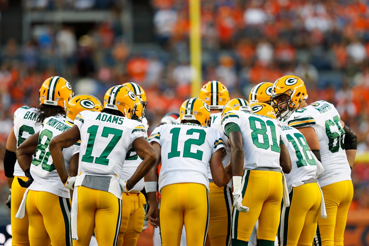 <b>GREEN BAY PACKERS</b>
<br>Se quedaron a un paso del Super Bowl LI tras un mal inicio en 2016. Su notable cierre de la temporada regular, ganando sus últimos seis partidos, los calificó con récord de 10-6. En playoffs echaron a Giants y Cowboys pero sucumbieron con la potente ofensivo de Atlanta. Esta campaña son uno de los candidatos más grandes de la NFC por las armas que rodean a Rodgers.