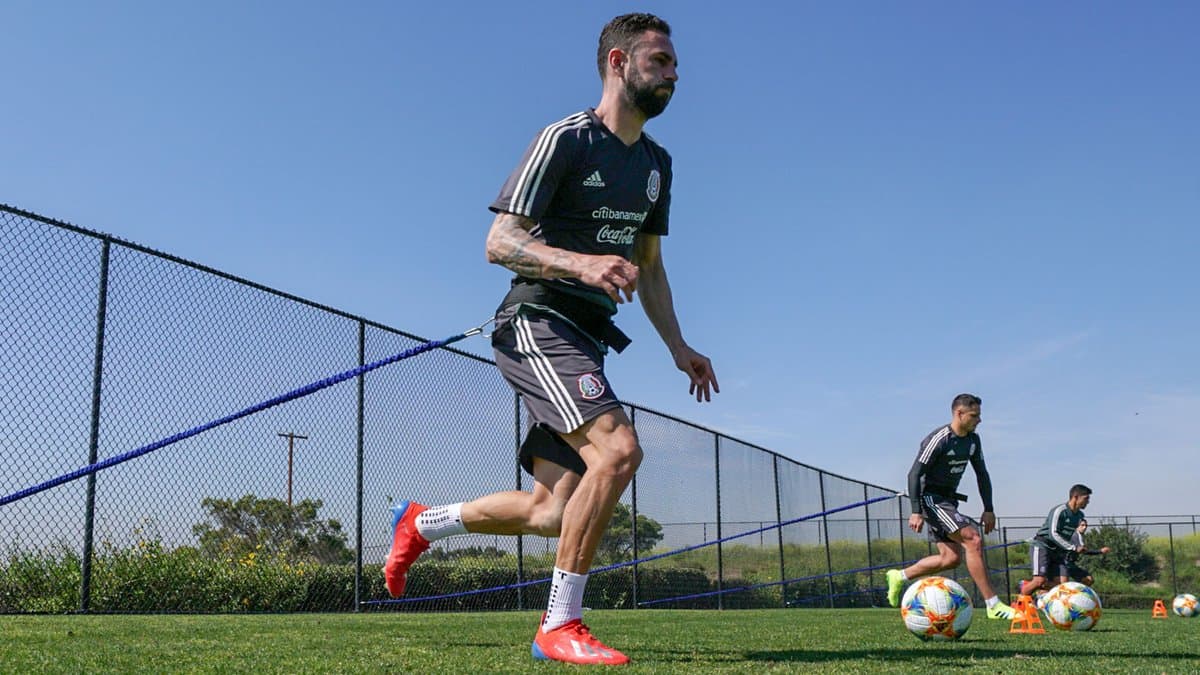 Por fin con grupo 'completo', Martino ya preparará la táctica para los amistosos