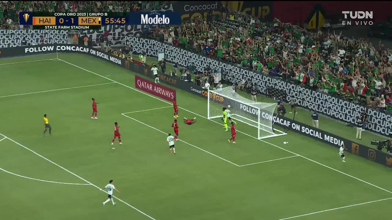 ¡AUTOGOL! de Ricardo Adé para México.