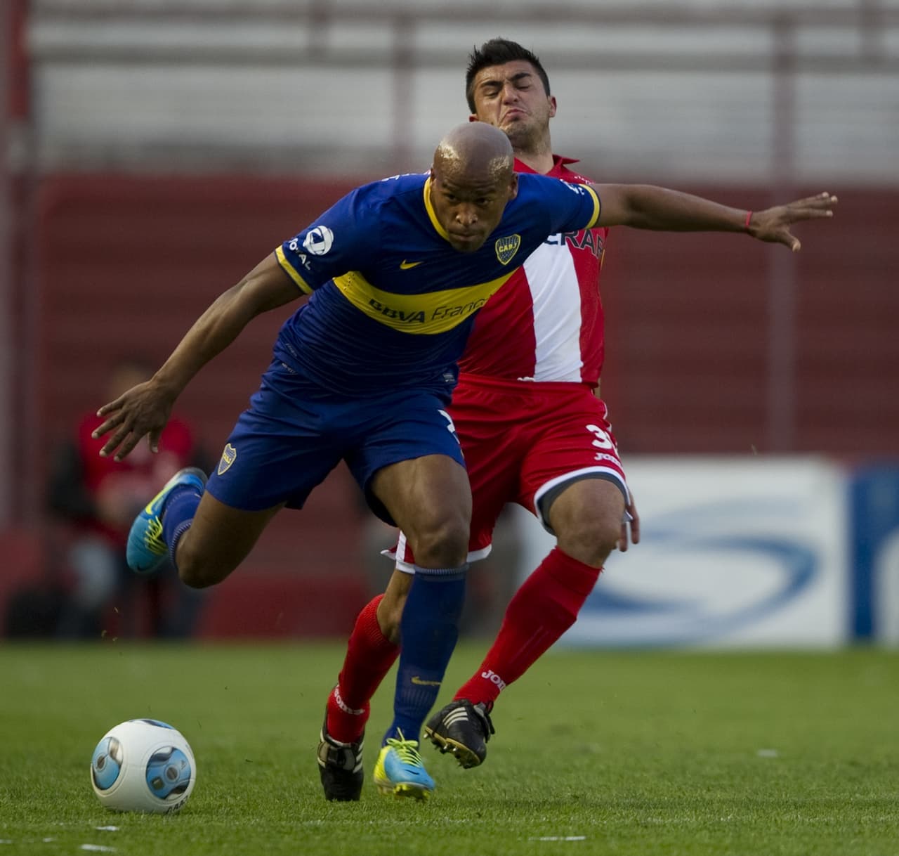 Triverio surgió de Argentinos Juniors, pero la oferta de Racing es tentadora, ya que se trata de un club histórico de su país.