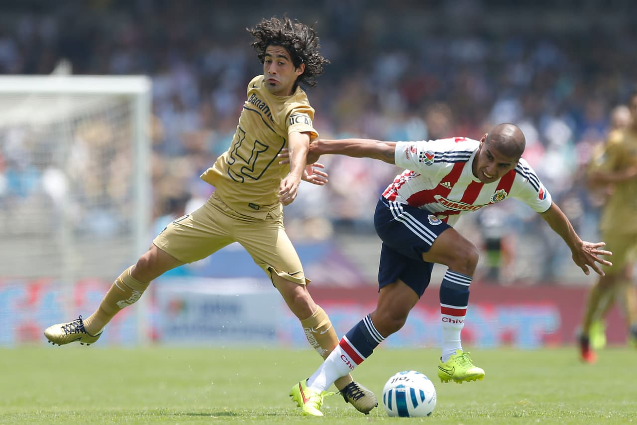 En 2014 regresó con el equipo que 'le dio la vida' futbolísticamente hablando, las Chivas del Guadalajara.