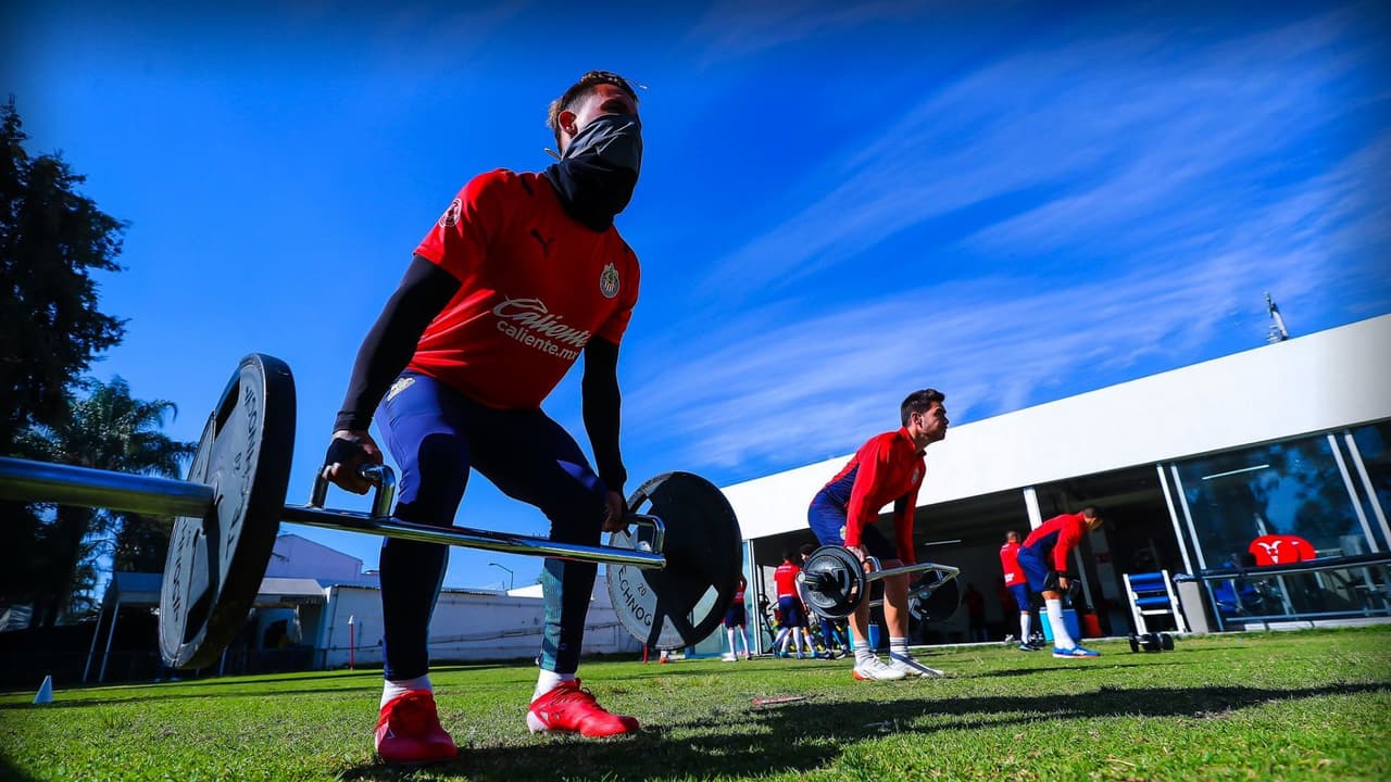Chivas anuncia dos nuevos casos positivos de Covid-19