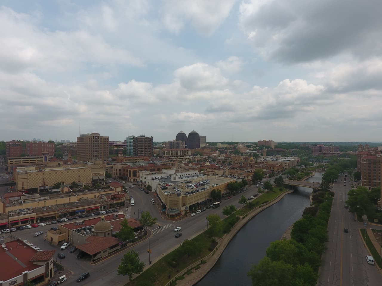 La ciudad de Kansas City ocupa dos estados, Missouri y Kansas, detalle que no todos tienen claro.