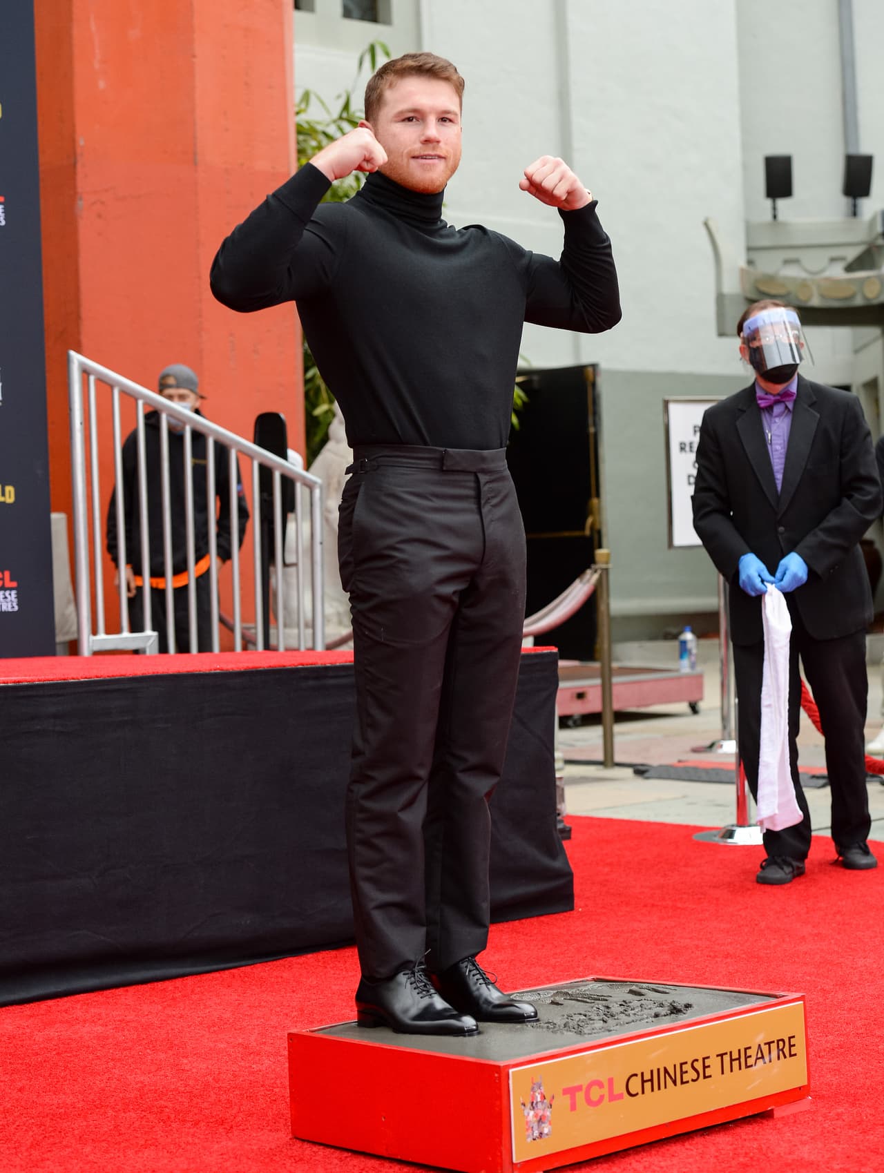 El boxeador también es papá de Emily Cinnamon, Mía y Saúl Adiel, 
<b><a href="https://www.univision.com/entretenimiento/ellas-son-las-famosas-que-han-tenido-romance-con-saul-canelo-alvarez-fotos" target="_blank">producto de otras relaciones.</a></b>
<br>