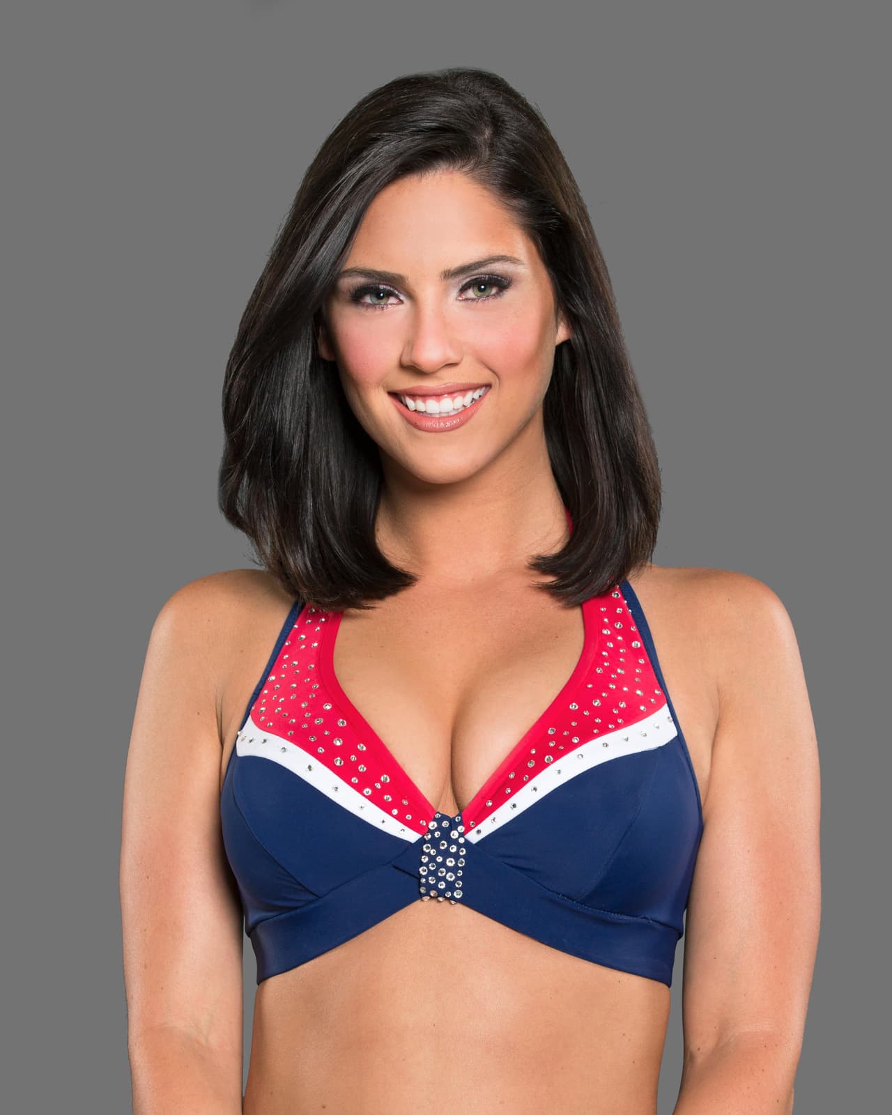 Las bellas porristas apoyaron al equipo y a sus jugadores desde la semana 1 de la temporada y estarán en Houston para animar a su equipo mientras luchan por quedarse con el trofeo máximo.