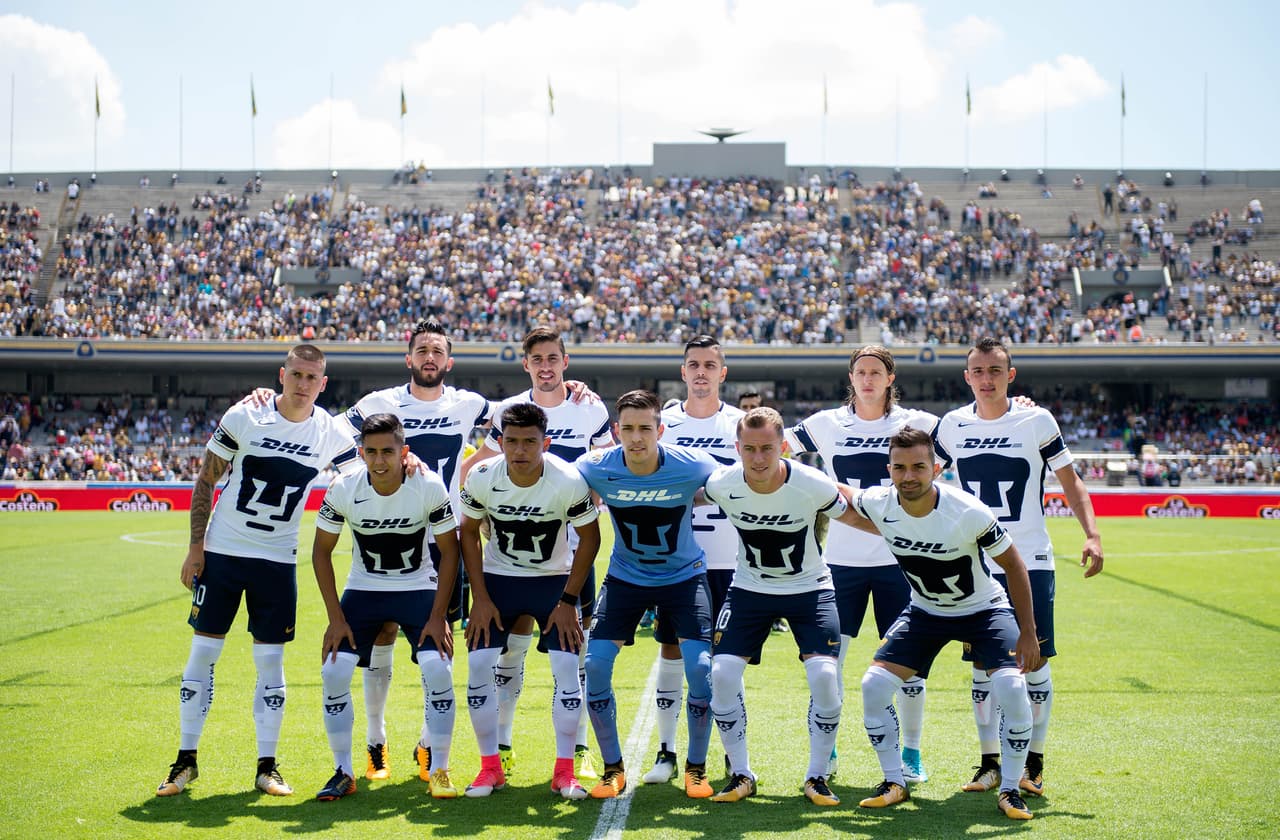 Y así los Pumas: Saldívar; Cabrera, Calderón, García, Quintana; Gallardo, Van Rankin, Figueroa, Rabello; González, Castillo.
