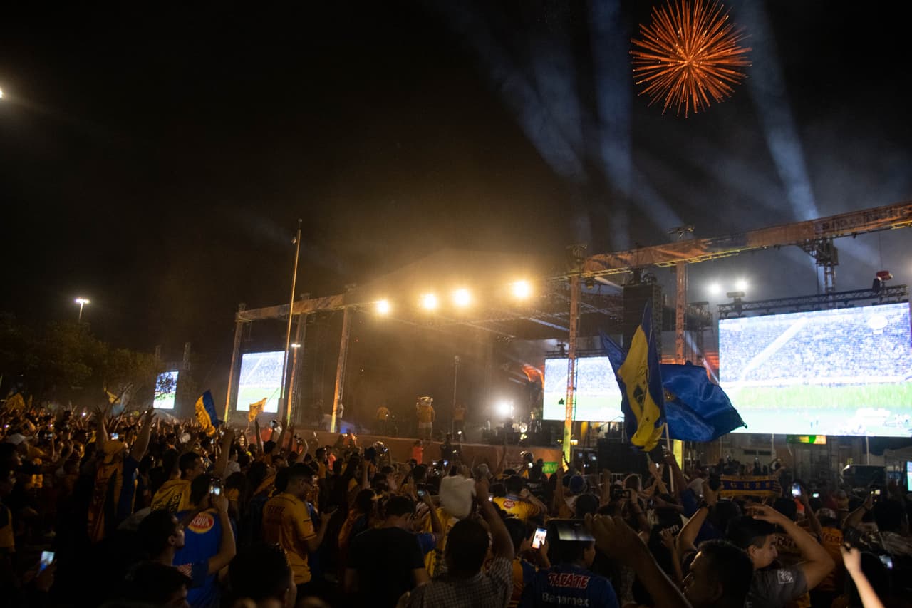 Los fanáticos de Tigres disfrutaron el partido ante León y celebraron la conquista de su séptimo título en la historia de la Liga MX.