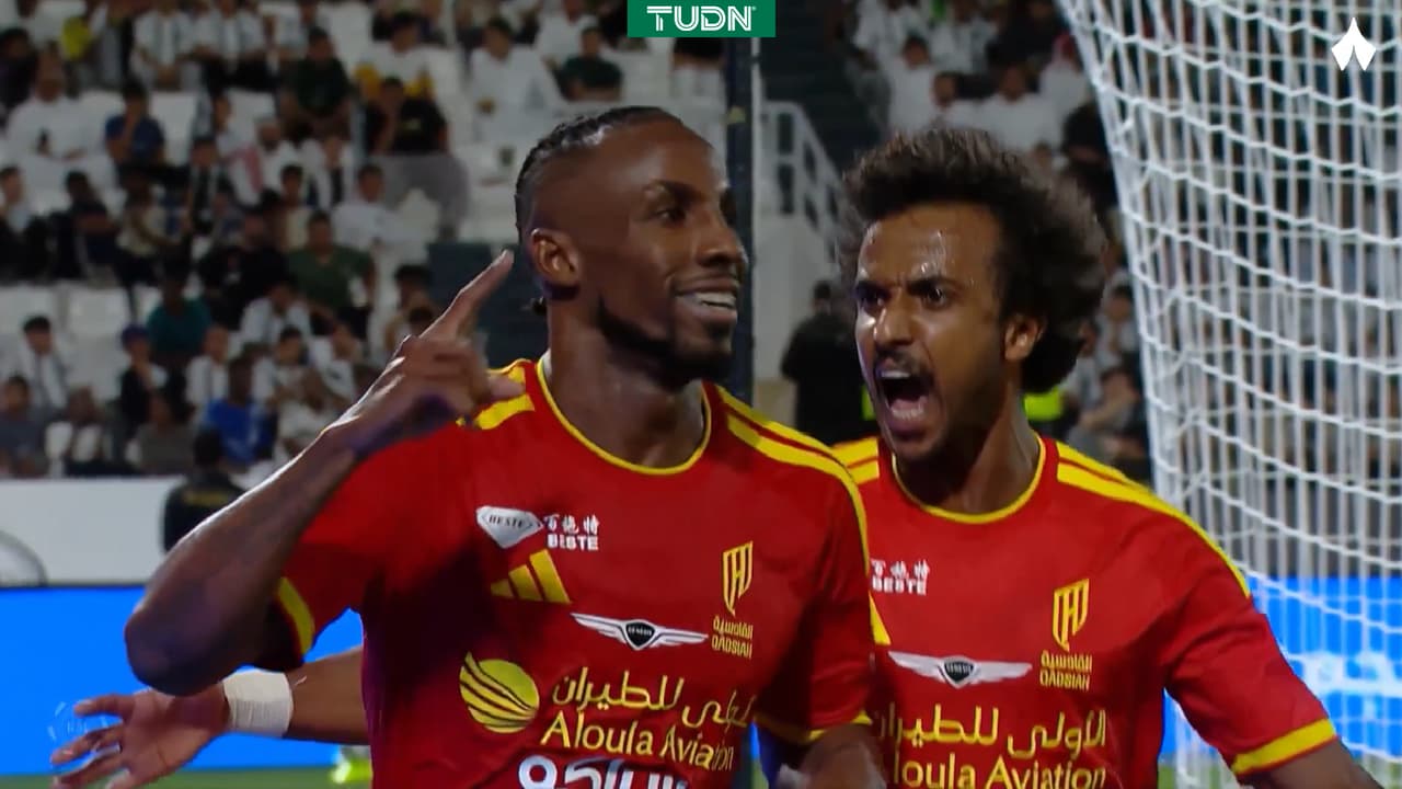 Julián Quiñones anota gol en el inicio de la liga de Arabia Saudita