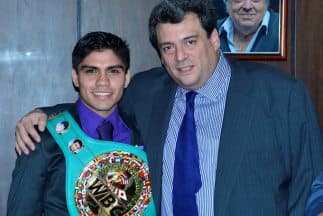 Pedro Guevara defenderá título minimosca CMB contra Richard Claveras