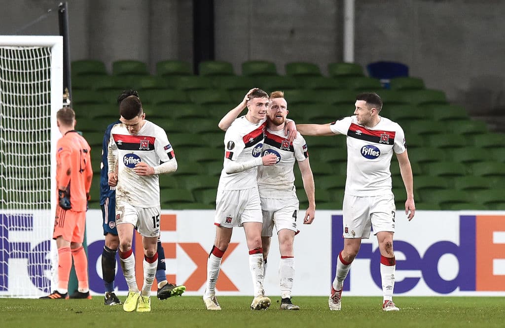 Nketiah (12’), El Nenny (18’), Willock (67’) y Balogun (80’) hicieron los tantos para el equipo del estratega español. Flores (22’) y Hoare (85’) descantaron por el conjunto irlandés. Arsenal enfrentará al Burnley en su siguiente compromiso del máximo circuito del futbol inglés, donde se ubican en la parte baja de la tabla.