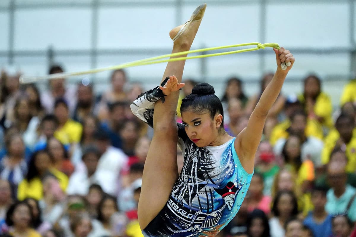 Los ejercicios con cinta y balón definieron el triunfo para México en la gimnasia rítmica por equipos.