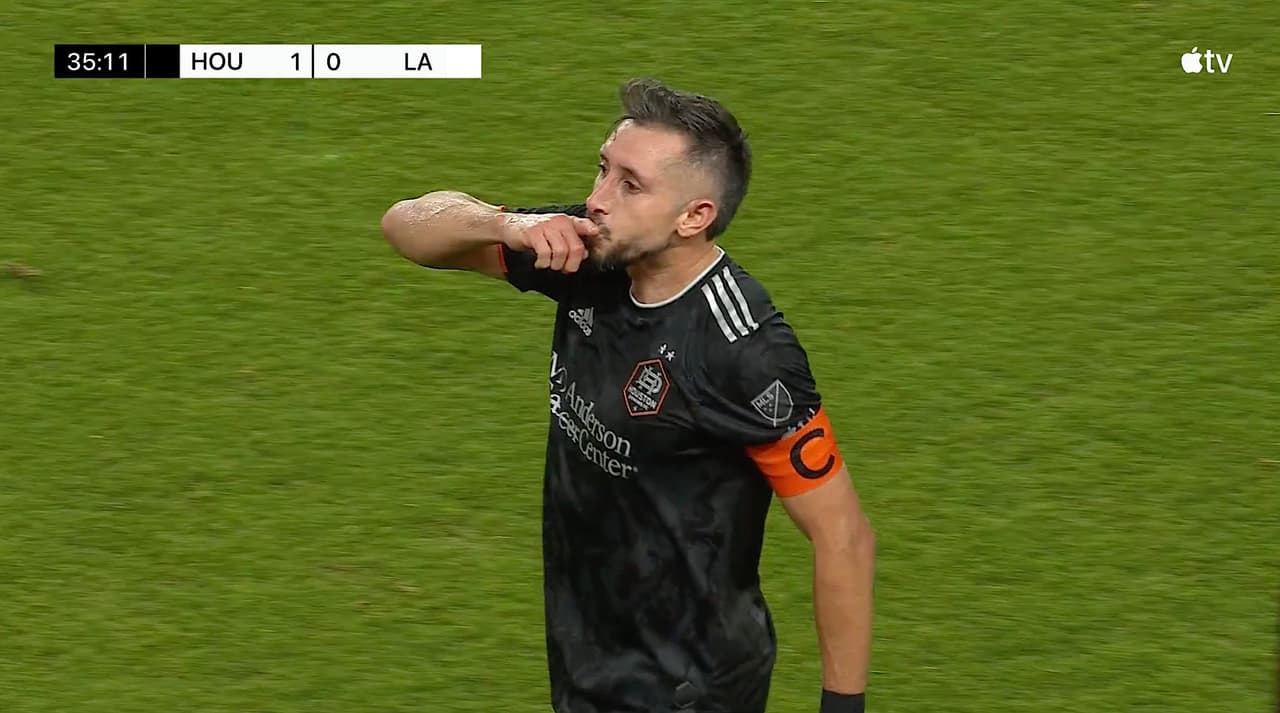 ¡Golazo de HH! Héctor Herrera pone el 1-0 sobre LA Galaxy con una 'joyita'