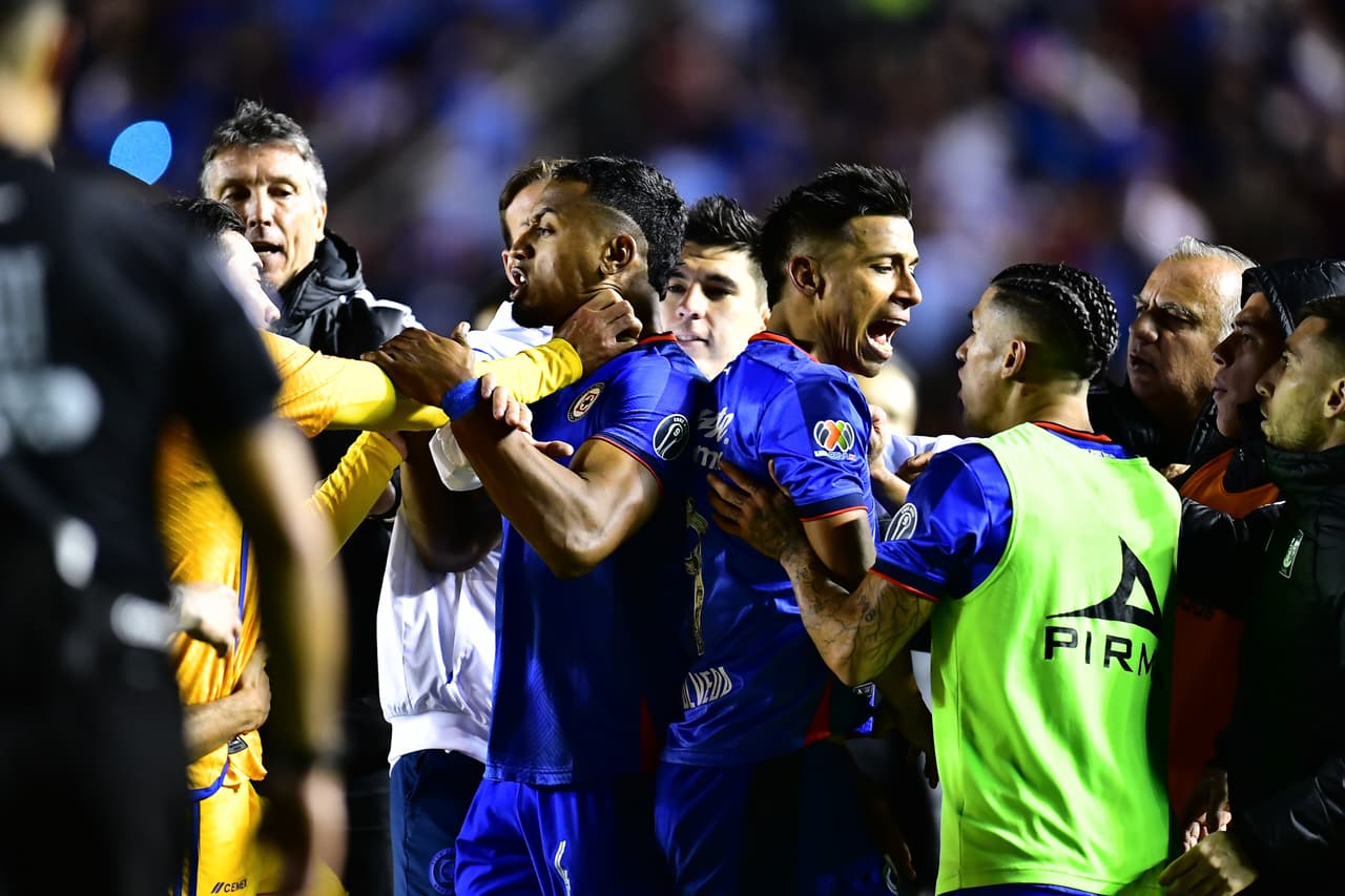 Crece indisciplina en Liga MX: Fecha 7, segunda con más expulsados