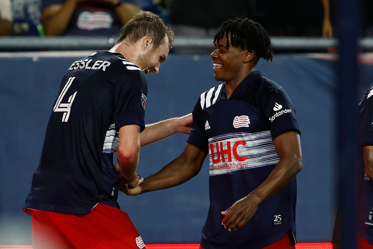 El conjunto de Bruce Arena parece estar marchando con facilidad hacia la postemporada.
<br>