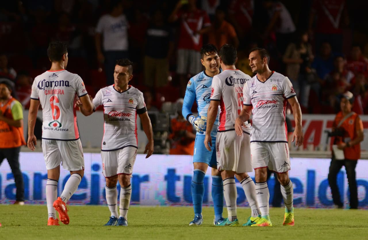 Morelia es el equipo revelación del campeonato hasta el momento. El conjunto dirigido por Enrique Meza sacó los tres puntos ante Veracruz en el puerto merced a un fútbol desplegado y equilibrado, justo como le gusta al “Ojitos”.