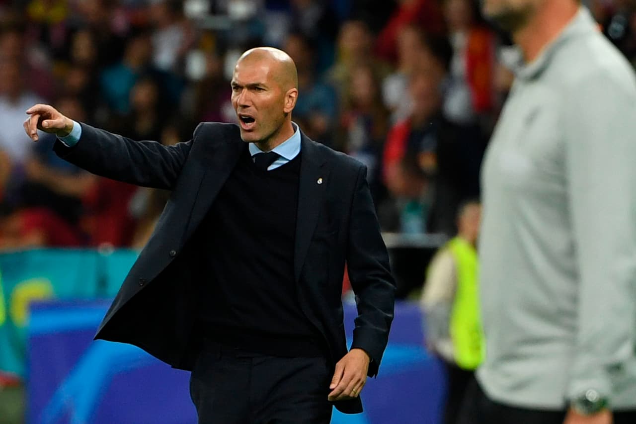 Zinedine Zidane. El francés llevó al Real Madrid a ganar la UEFA Champions League número 13 en su historia. El saldo que deja 'Zizou' ahora que se va del equipo blanco es muy positivo y lo extrañarán.