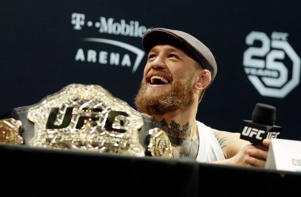Para Conor McGregor será su intento de recuperar el título de peso ligero de UFC, que ganó en UFC 205 el 12 de noviembre de 2016 y perdió por inactividad.