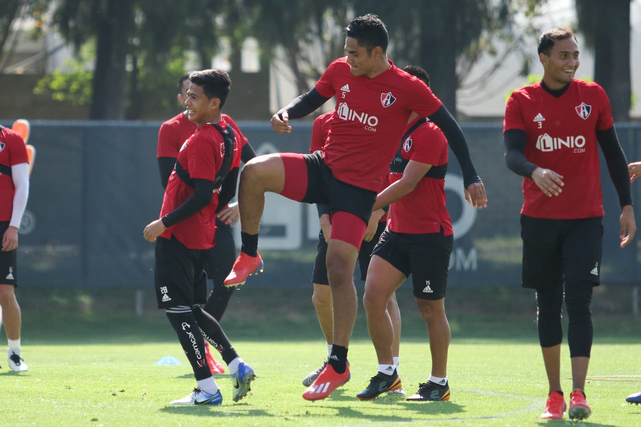 El argentino naturalizado mexicano Leandro Cufré asumió como director técnico de Atlas y ha vivido sus primeros entrenamientos con la idea de levantar al equipo de puesto 15 del Clausura 2019 en la Liga MX.