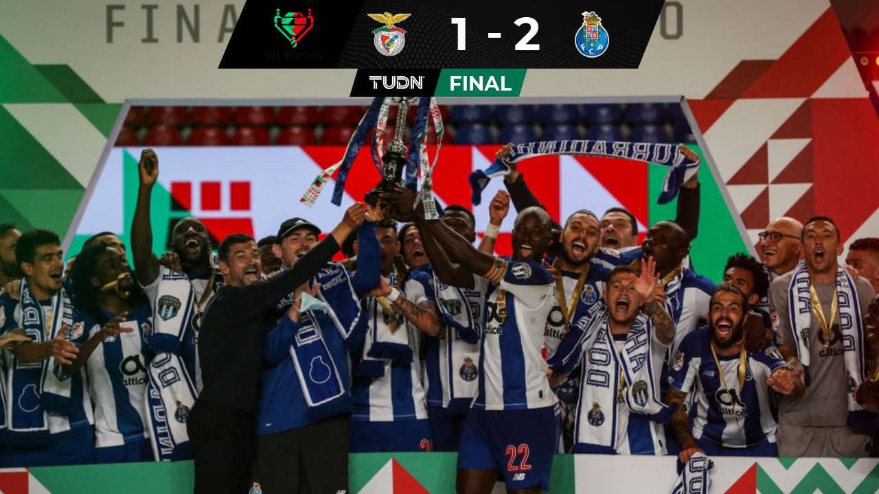 ¿Despedida? Tecatito y el Porto alzan la Copa de Portugal