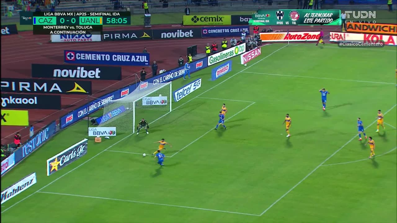 ¡TIRO ATAJADO! disparo por Carlos Rotondi.