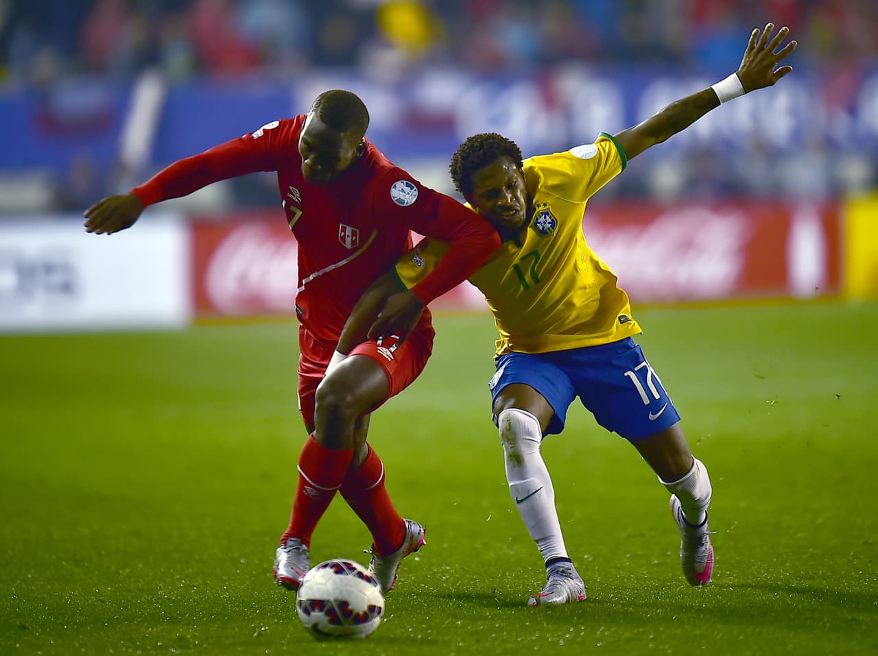 Brasil, quien es uno de los favoritos de la Copa América, se vio sorprendido en el arranque del juego luego de que Perú se pusiera al frente en el marcador al minuto 3.