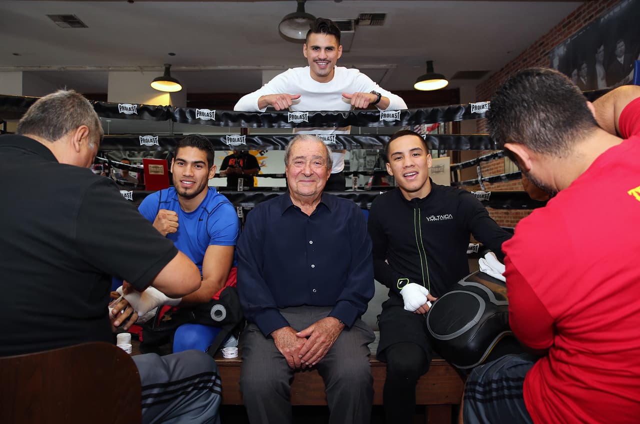 Oscar Valdez, Gilberto 'Zurdo' Ramírez y Evgeny Gradovich echan lumbre y están listos para sus combates del próximo 9 de abril en Las Vegas.